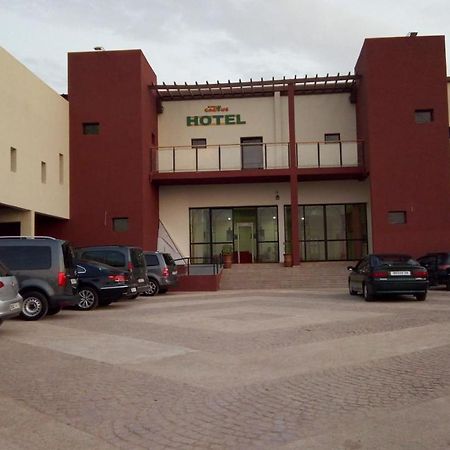 Green Cactus Hotel Benguerir Exterior foto